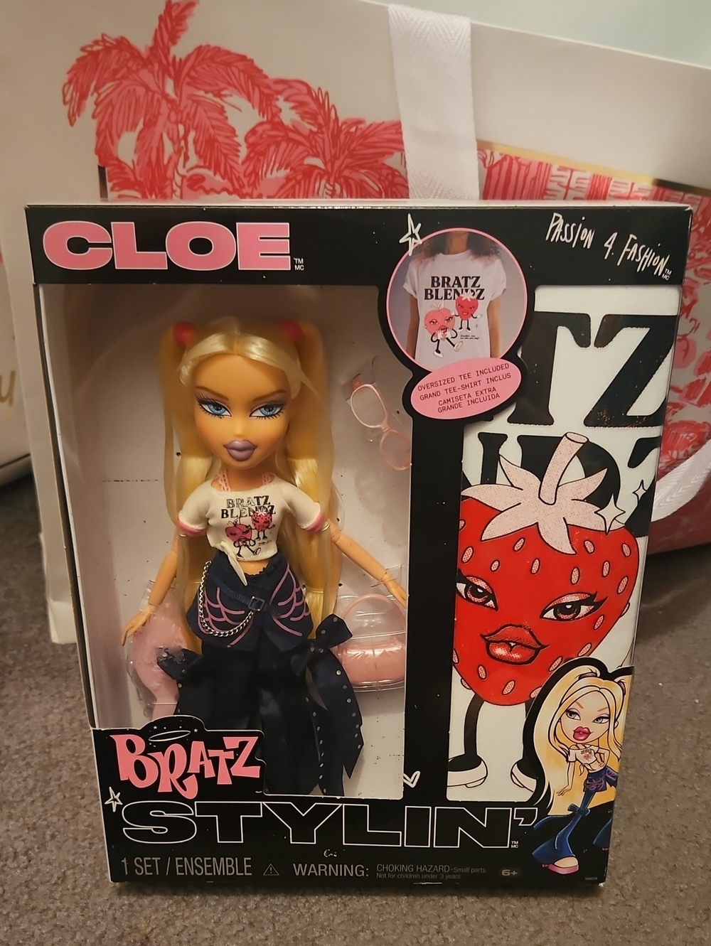 Bratz Cloe Blonde Doll with Pink Accessories - Fashion Doll